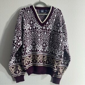 vintage Atlantic traders V-neck sweater men  tennis racket on the lower band.
